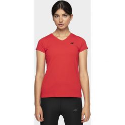 T-Shirt damski. T-shirty damskie 4F, bez wzorów, bez kołnierzyka, bez ramiączek. W wyprzedaży za 39.99 zł.