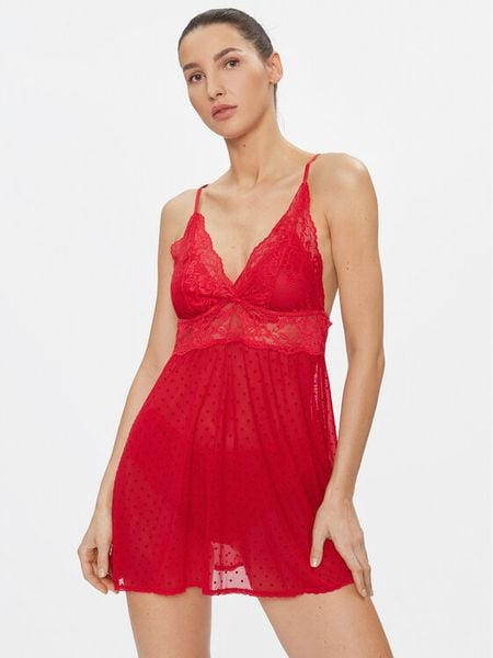 Hunkemöller Koszula nocna 173763 Czerwony Feminine Fit. Czerwone koszule nocne damskie Hunkemöller, bez wzorów, z syntetyku, bez ramiączek. Za 119.99 zł.