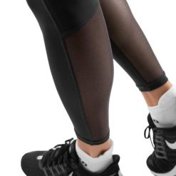 Damskie legginsy do biegania Fitness Siroko Fighter. Czarne legginsy damskie SIROKO, bez wzorów, z materiału. Za 127.00 zł.