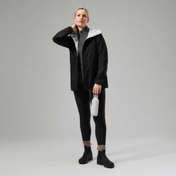 Kurtka przeciwdeszczowa damska Berghaus Deluge Pro 3.0 Jacket. Czarne kurtki sportowe damskie Berghaus, m, bez wzorów, bez ramiączek, bez kaptura, trekkingowe. Za 398.99 zł.