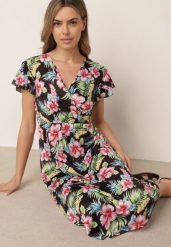 Czarna Sukienka z Wiskozą Gumką w Talii z Kopertowym Dekoltem w Kwiaty Gloroene. Czarne sukienki damskie Born2be, na co dzień, l, bez wzorów, z materiału, eleganckie, bez kołnierzyka, bez ramiączek, midi, kopertowe. Za 59.99 zł.