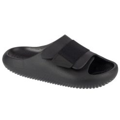 Klapki unisex Crocs 209413001. Czarne klapki damskie Crocs, bez wzorów, z materiału, sportowe, bez obcasa, bez zapięcia. Za 363.00 zł.