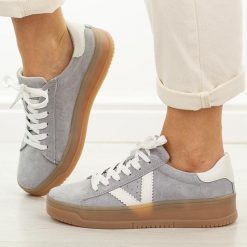 Szare skórzane półbuty damskie Vinceza 79597. Szare półbuty damskie VINCEZA, na jesień, bez wzorów, z jeansu, casualowe, z okrągłym noskiem, bez obcasa, na płaskiej podeszwie, bez zapięcia. Za 239.00 zł.