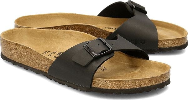 Birkenstock Birkenstock - Klapki Damskie - 0040791 36. Klapki damskie Birkenstock, bez wzorów, bez obcasa, bez zapięcia. Za 288.64 zł.