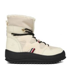 Śniegowce Beverly Hills Polo Club. Białe śniegowce damskie Beverly Hills Polo Club, bez zapięcia. Za 299.99 zł.