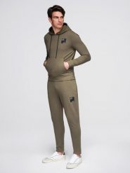 Męski komplet dresowy bluza z kapturem + spodnie dresowe - oliwkowy V4 - Rozmiar: L. Zielone bluzy męskie Ombre Clothing, l, bez wzorów, z bawełny, wizytowe, bez ramiączek, z kapturem. Za 399.99 zł.