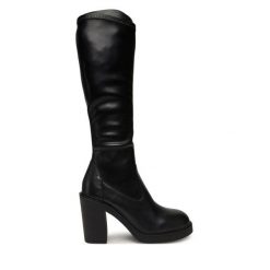 Kozaki LOVE MOSCHINO. Czarne kozaki damskie Love Moschino, bez wzorów, bez obcasa, na słupku, bez zapięcia. Za 969.99 zł.