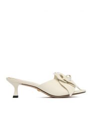 GINO ROSSI Klapki CEO-ROSE-LT2220-1 Biały. Białe klapki damskie Gino Rossi, bez wzorów, ze skóry, bez obcasa, bez zapięcia. Za 379.99 zł.