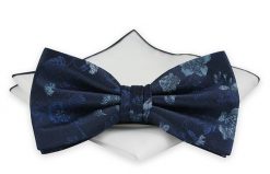 Mucha z Białą Poszetką, Granatowo-Niebieska w Kwiatki, Elegancka, Męska -CHATTIER. Niebieskie krawaty i muchy Chattier, bez wzorów, eleganckie. Za 59.00 zł.
