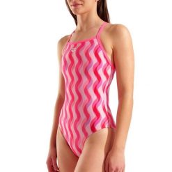 Strój Kąpielowy Damski Arena Ripple Print Swimsuit Lightdrop. Czerwone stroje kąpielowe damskie ARENA, l, bez wzorów, z materiału. Za 259.99 zł.