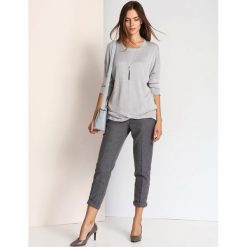 SWETER DŁUGI RĘKAW DAMSKI. Szare swetry nierozpinane damskie TROLL, na jesień, l, bez wzorów, z dzianiny, eleganckie, bez kołnierzyka, bez ramiączek. W wyprzedaży za 39.99 zł.
