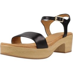 Sandały UNISA IRITA 25 NTO Czarny. Czarne sandały damskie Unisa, bez wzorów, ze skóry, bez obcasa, bez zapięcia. Za 387.99 zł.