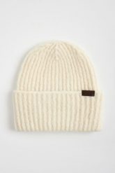 Czapka damska wełniana Warren MM. Czapki damskie MM, bez wzorów, z wełny. Za 399.00 zł.