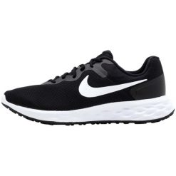 Buty męskie sportowe do biegania Nike REVOLUTION 6 NN. Białe buty sportowe męskie Nike, bez wzorów, bez zapięcia, do biegania, Nike Revolution. Za 320.25 zł.