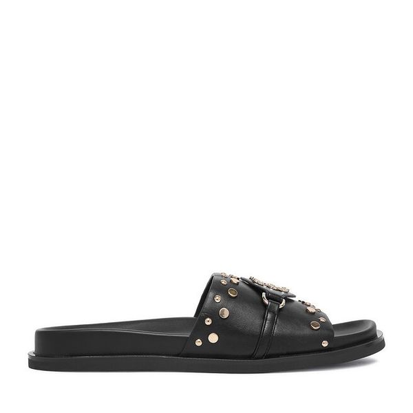 Klapki Nine West. Czarne klapki damskie Nine West, bez wzorów, bez obcasa, bez zapięcia. Za 219.99 zł.