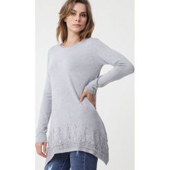 Szara Tunika Meldale. Szare tuniki damskie Born2be, l, z aplikacjami, z dzianiny, klasyczne, bez ramiączek. Za 99.99 zł.