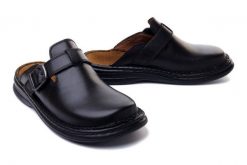 JOSEF SEIBEL 10122 MADRID 37 600 schwarz, klapki profilaktyczne męskie. Czarne klapki męskie Josef Seibel, bez wzorów, ze skóry, bez zapięcia. Za 329.90 zł.