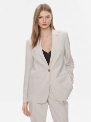 Calvin Klein Marynarka Essential K20K206477 Szary Regular Fit. Szare marynarki i żakiety damskie Calvin Klein, bez wzorów, z wiskozy, bez kołnierzyka, bez ramiączek. Za 1,209.00 zł.