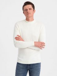 Męski dzianinowy półgolf z wiskozą kremowy V4 OM-SWTN-0100 XL. Białe bluzy męskie Ombre, m, bez wzorów, z dzianiny, bez ramiączek, bez kaptura. Za 121.01 zł.
