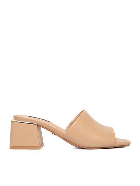 Nine West Klapki CEO-6223-9 Beżowy. Brązowe klapki damskie Nine West, bez wzorów, ze skóry, bez obcasa, bez zapięcia. Za 139.99 zł.