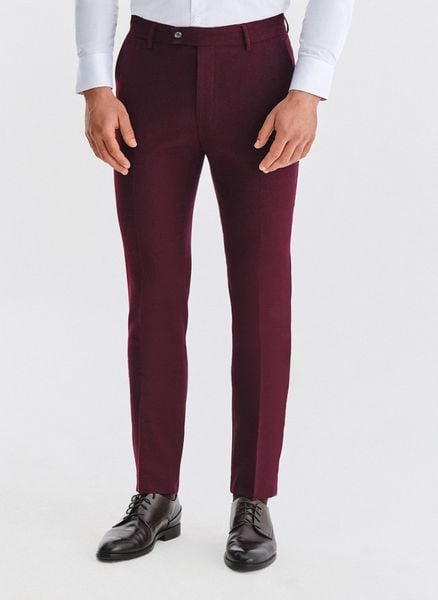 PAKO LORENTE – Bordowe spodnie garniturowe. Czerwone eleganckie spodnie męskie Pako Lorente, bez wzorów, z elastanu. Za 399.99 zł.