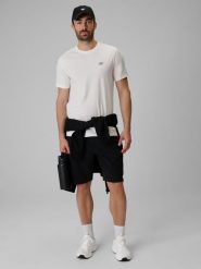 4F Spodenki dresowe cargo męskie - czarne S. Czarne szorty męskie 4F, bez wzorów, z dresówki. Za 159.99 zł.