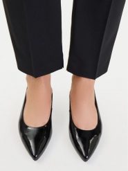 Lasocki Baleriny CEO-RST-ROSE-02P Czarny. Czarne balerinki damskie Lasocki, bez wzorów, z lakierowanej skóry, bez obcasa, bez zapięcia. Za 169.99 zł.