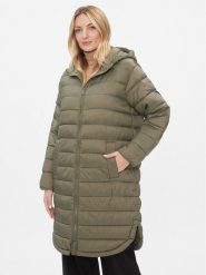 ONLY Płaszcz zimowy 15300258 Zielony Regular Fit. Zielone płaszcze damskie ONLY, na zimę, s, bez wzorów, z syntetyku, bez kołnierzyka, bez kaptura. Za 279.99 zł.