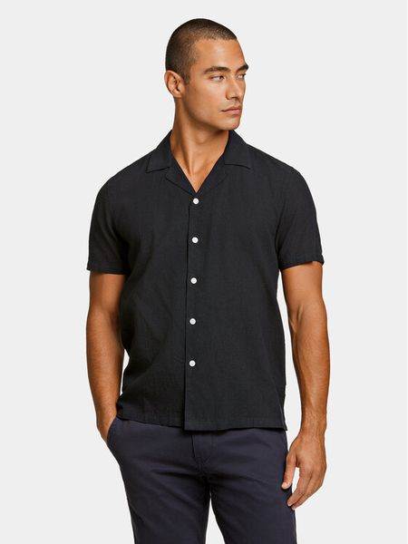 Lindbergh Koszula 30-203319 Czarny Relaxed Fit. Czarne koszule męskie Lindbergh, l, bez wzorów, z bawełny, bez kołnierzyka, bez ramiączek. Za 229.99 zł.