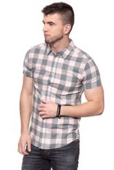 KOSZULA MĘSKA KRÓTKI RĘKAW WRANGLER SS 1PKT SHIRT ROSE SHADOW W5881OYS8 112129603. Czerwone koszule męskie Wrangler, m, bez wzorów, z bawełny, bez kołnierzyka, bez ramiączek. Za 119.99 zł.