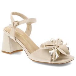 Sandały damskie Vinceza, cholewka ze skóry ekologicznej z przodu ozdobna kokarda z metalicznym akcentem, beżowe, 20283. Brązowe sandały damskie VINCEZA, bez wzorów, ze skóry ekologicznej, bez obcasa, bez zapięcia. Za 139.00 zł.