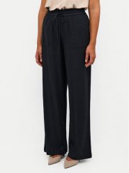 Kaffe Spodnie materiałowe Milia 10508314 Czarny Loose Fit. Czarne spodnie materiałowe damskie Kaffe, bez wzorów, ze lnu. Za 169.99 zł.