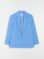 Klasyczna marynarka z ozdobnymi guzikami - niebieski. Niebieskie marynarki i żakiety damskie Sinsay, bez wzorów, klasyczne, bez kołnierzyka, bez ramiączek. Za 59.99 zł.