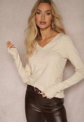 Beżowy Sweter z Dodatkiem Kaszmiru o Klasycznym Kroju Taianne. Brązowe swetry nierozpinane damskie Renee, bez wzorów, z kaszmiru, casualowe, bez kołnierzyka, bez ramiączek. Za 79.99 zł.