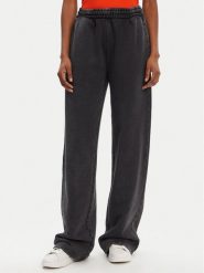 HUGO Spodnie dresowe Nolasa_B 50545019 Czarny Loose Fit. Czarne spodnie dresowe damskie Hugo, bez wzorów, z bawełny. Za 449.99 zł.