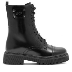 Trapery Lasocki. Czarne trapery damskie Lasocki, bez zapięcia. Za 329.99 zł.