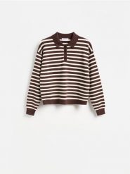 Sweter polo - brązowy. Brązowe swetry nierozpinane damskie Reserved, l, bez wzorów, z dzianiny, bez kołnierzyka, bez ramiączek. Za 129.99 zł.
