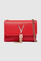 VALENTINO Czerwona kopertówka Divina. Czerwone torebki do ręki damskie Valentino by Mario Valentino, bez wzorów, małe, bez dodatków. W wyprzedaży za 188.99 zł.