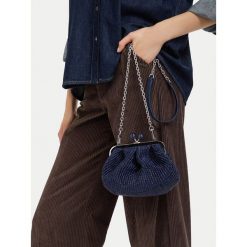 Torebka Weekend Max Mara. Niebieskie torebki do ręki damskie Weekend Max Mara, bez wzorów, bez dodatków. Za 810.99 zł.