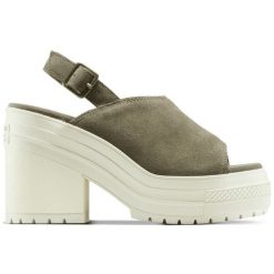Sandały damskie Converse Chuck 70 De Luxe Heel Mule. Zielone sandały damskie Converse, bez wzorów, z materiału, bez obcasa, bez zapięcia. Za 590.00 zł.