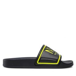 Klapki N°21. Czarne klapki damskie bez wzorów, bez obcasa, bez zapięcia. Za 599.99 zł.