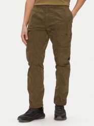 C.P. Company Spodnie materiałowe 18CMPA063A005904G Zielony Regular Fit. Zielone spodnie materiałowe męskie C.P. Company, bez wzorów, z materiału. Za 689.99 zł.