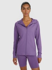 4F Bluza treningowa regular szybkoschnąca damska - fioletowa XXL. Czerwone bluzy damskie 4F, uniwersalny, bez wzorów, z dzianiny, sportowe, bez ramiączek, z kapturem. Za 199.99 zł.