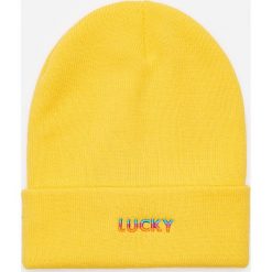 Czapka z tekstowym haftem - Żółty. Żółte czapki damskie House, bez wzorów. Za 25.99 zł.