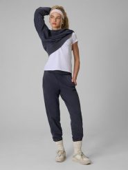 4F Spodnie dresowe joggery damskie - granatowe XL. Niebieskie spodnie dresowe damskie 4F, bez wzorów, z bawełny. Za 149.99 zł.