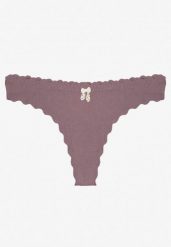 Fioletowe Prążkowane Majtki Stringi z Bawełny Ilweda. Fioletowe majtki damskie Renee, z bawełny. Za 4.99 zł.