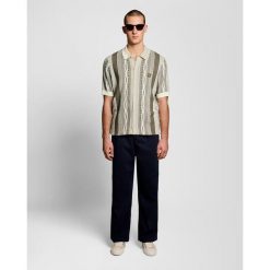 Sweter dziany z jacquardem brokatowym Lyle & Scott. Brązowe swetry męskie LYLE AND SCOTT, m, bez wzorów, z dzianiny, eleganckie, bez kołnierzyka, bez ramiączek. Za 474.20 zł.
