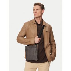 Saszetka Just Cavalli. Szare saszetki i nerki męskie Just Cavalli, małe. Za 614.99 zł.