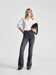 Jeansy flare bootcut - szary. Szare jeansy damskie Reserved, bez wzorów, z bawełny. Za 129.99 zł.