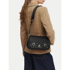 Torebka Beverly Hills Polo Club. Czarne listonoszki damskie Beverly Hills Polo Club, bez wzorów, bez dodatków. Za 179.99 zł.